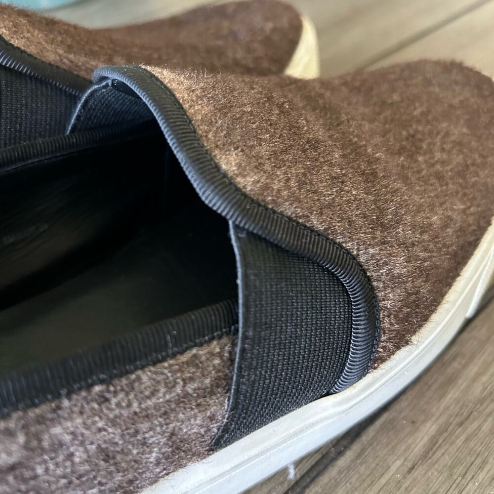 Vince berlin faux fur sneakers womens size 8 - Picture 3 of 6